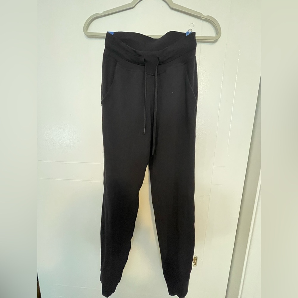 LULULEMON JOGGERS